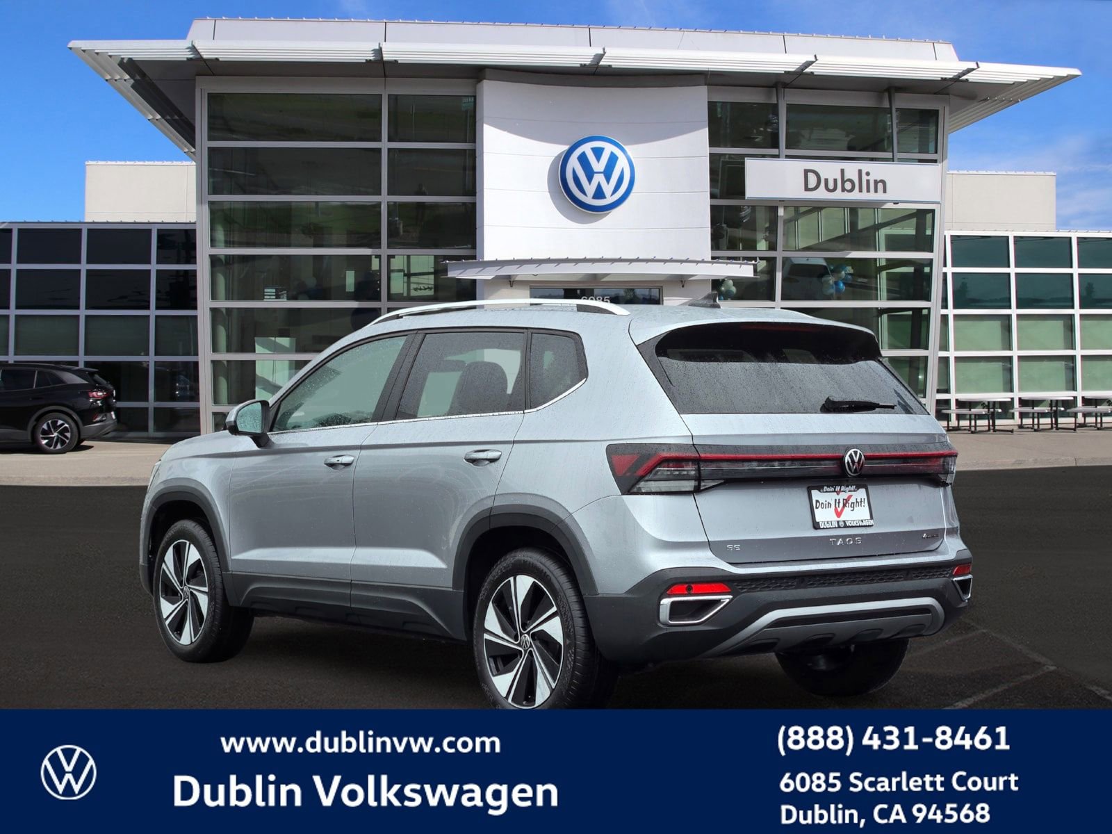 New 2025 Volkswagen Taos SE image 6