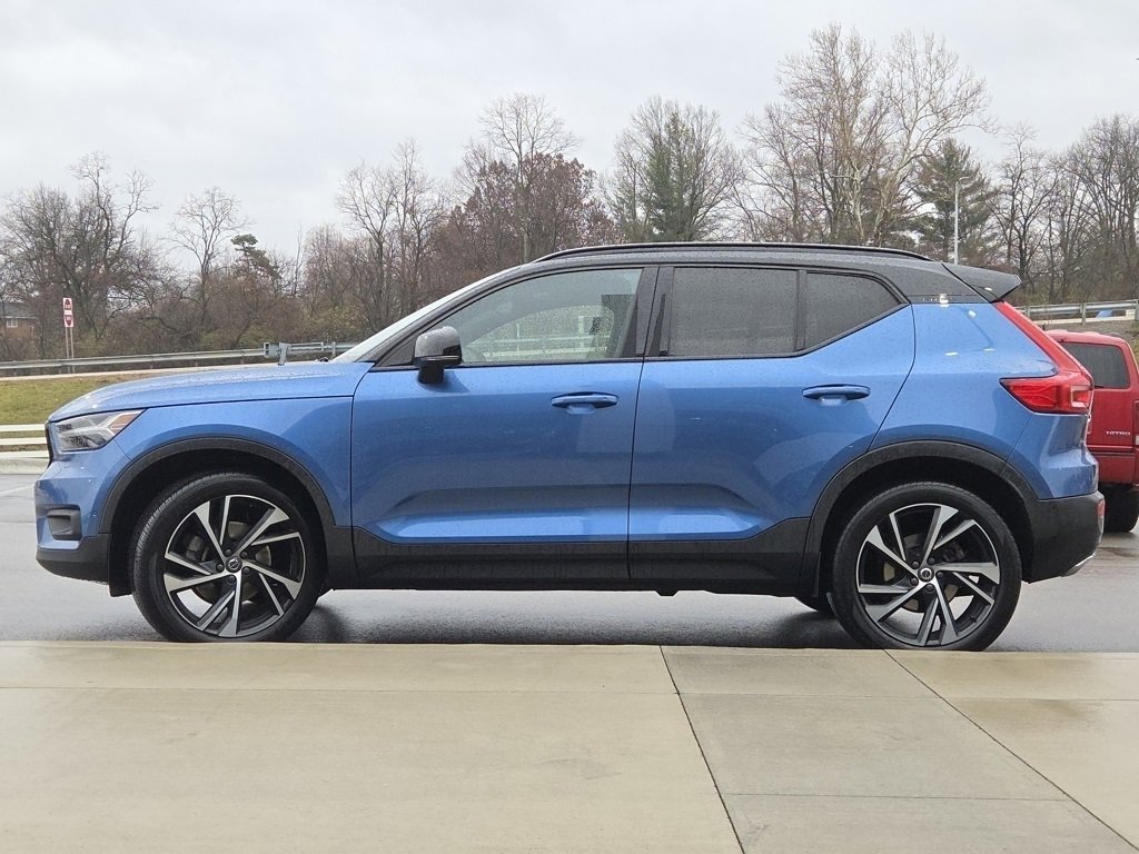 Used 2019 Volvo XC40 T5 R-Design image 26