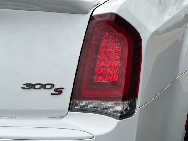 Used 2022 Chrysler 300 S image 16