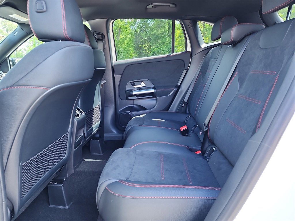 New 2025 Mercedes-Benz GLA 250 image 13