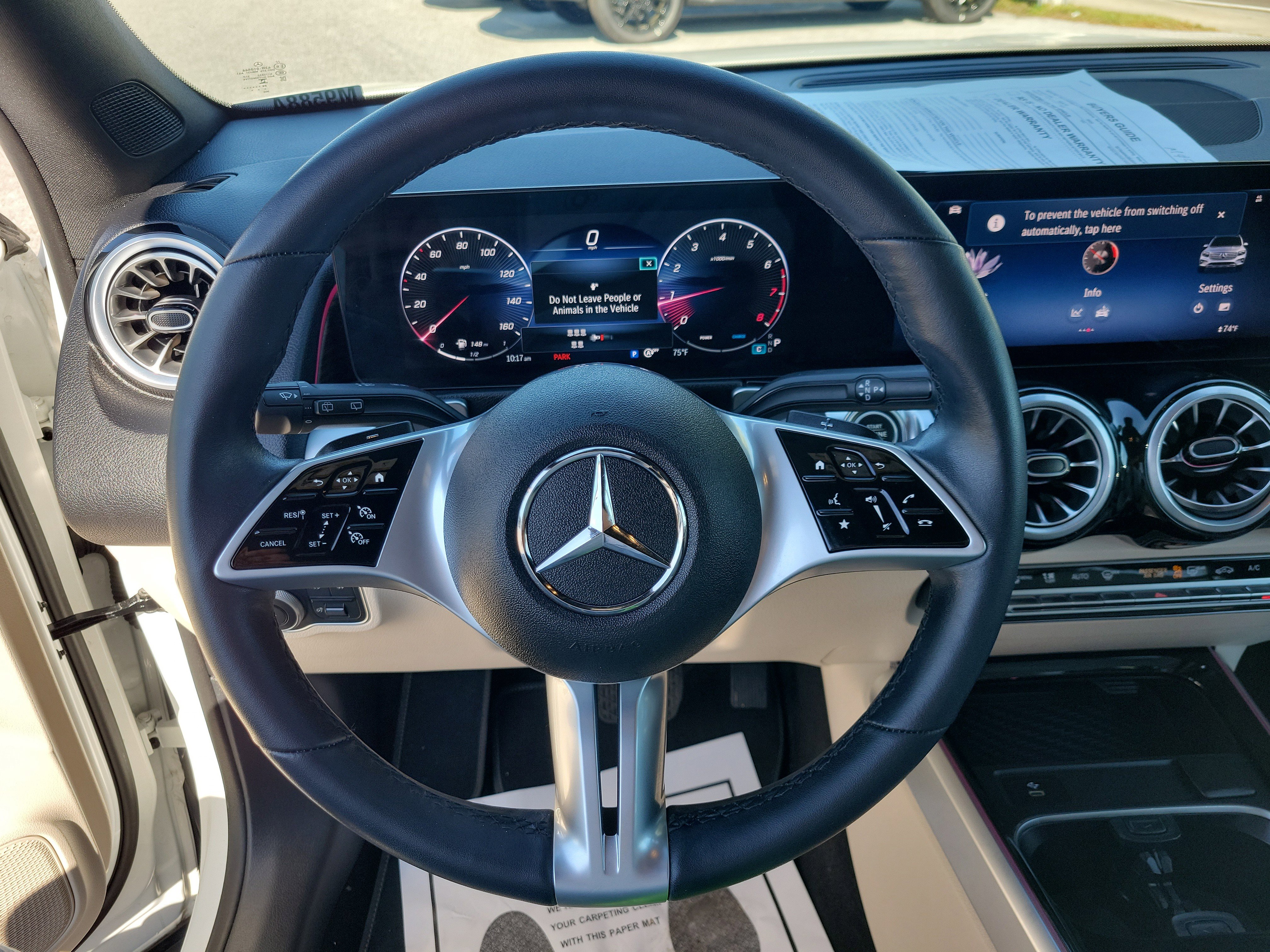 Used 2025 Mercedes-Benz GLB 250 image 30