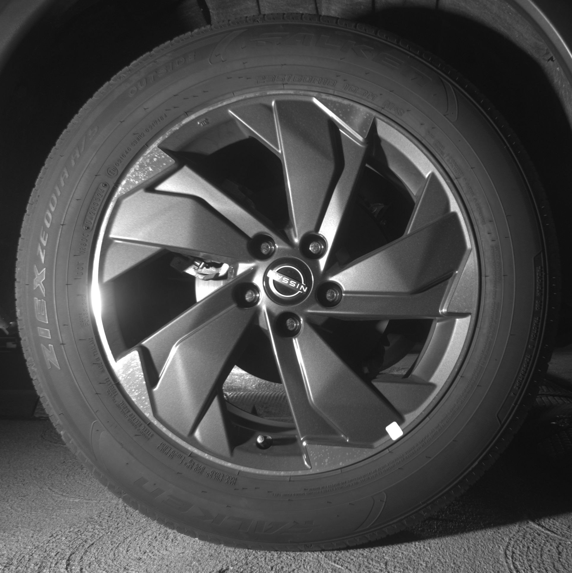 Used 2025 Nissan Rogue SV FWD image 15
