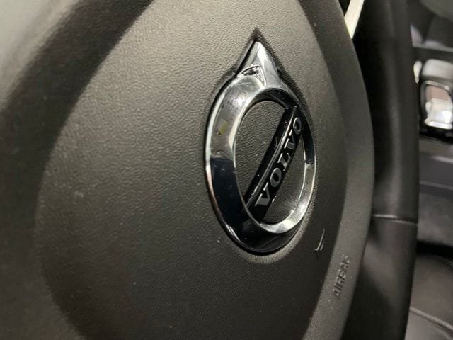 Certified 2024 Volvo S60 B5 Plus AWD/4WD image 43