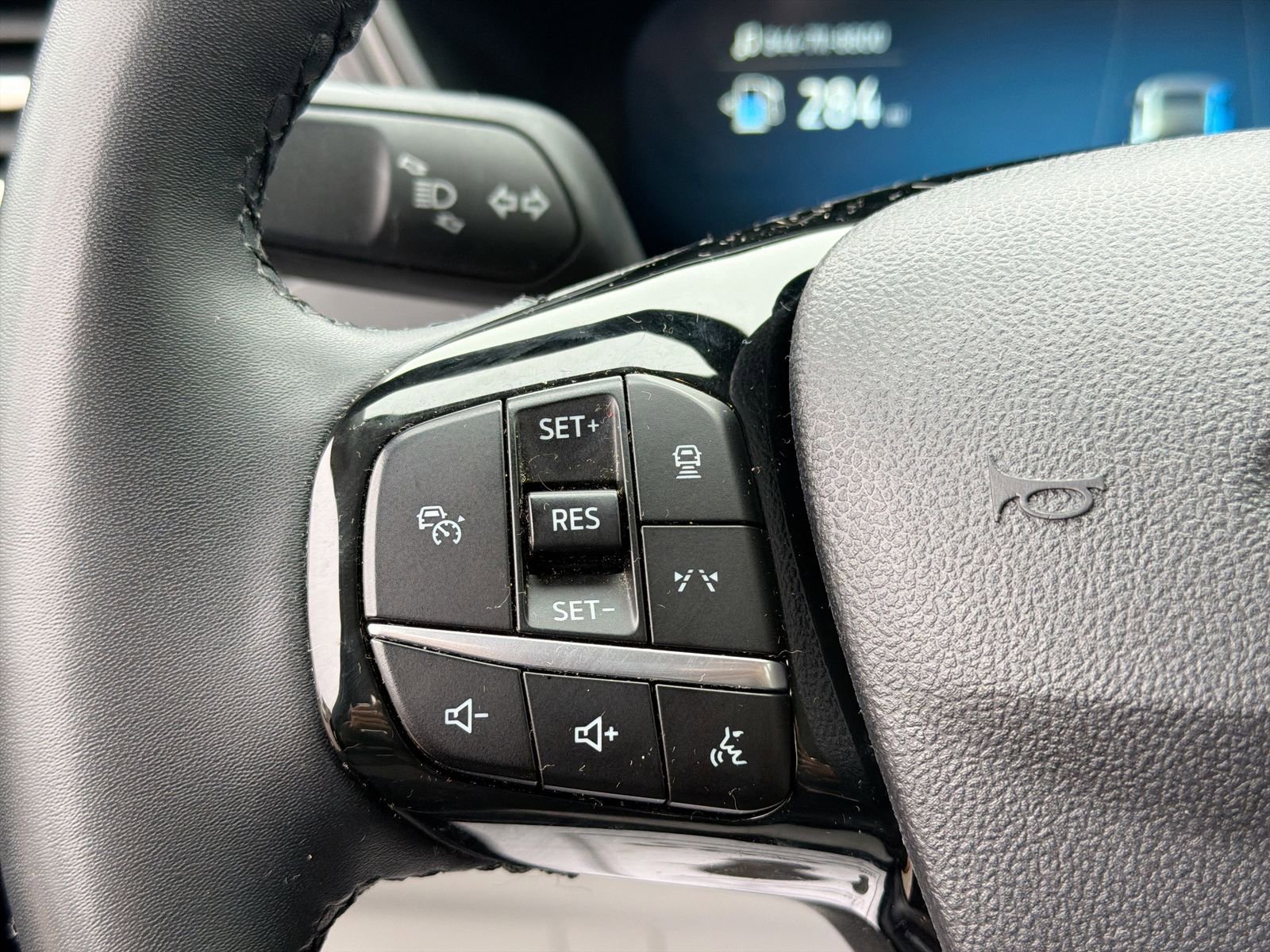 Used 2023 Ford Escape Active w/ Tech Pack #2 image 30