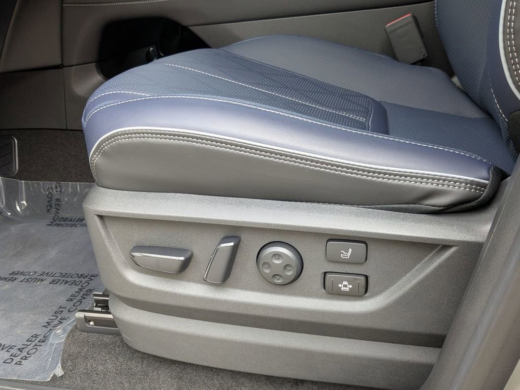 New 2026 INFINITI QX80 4WD image 13