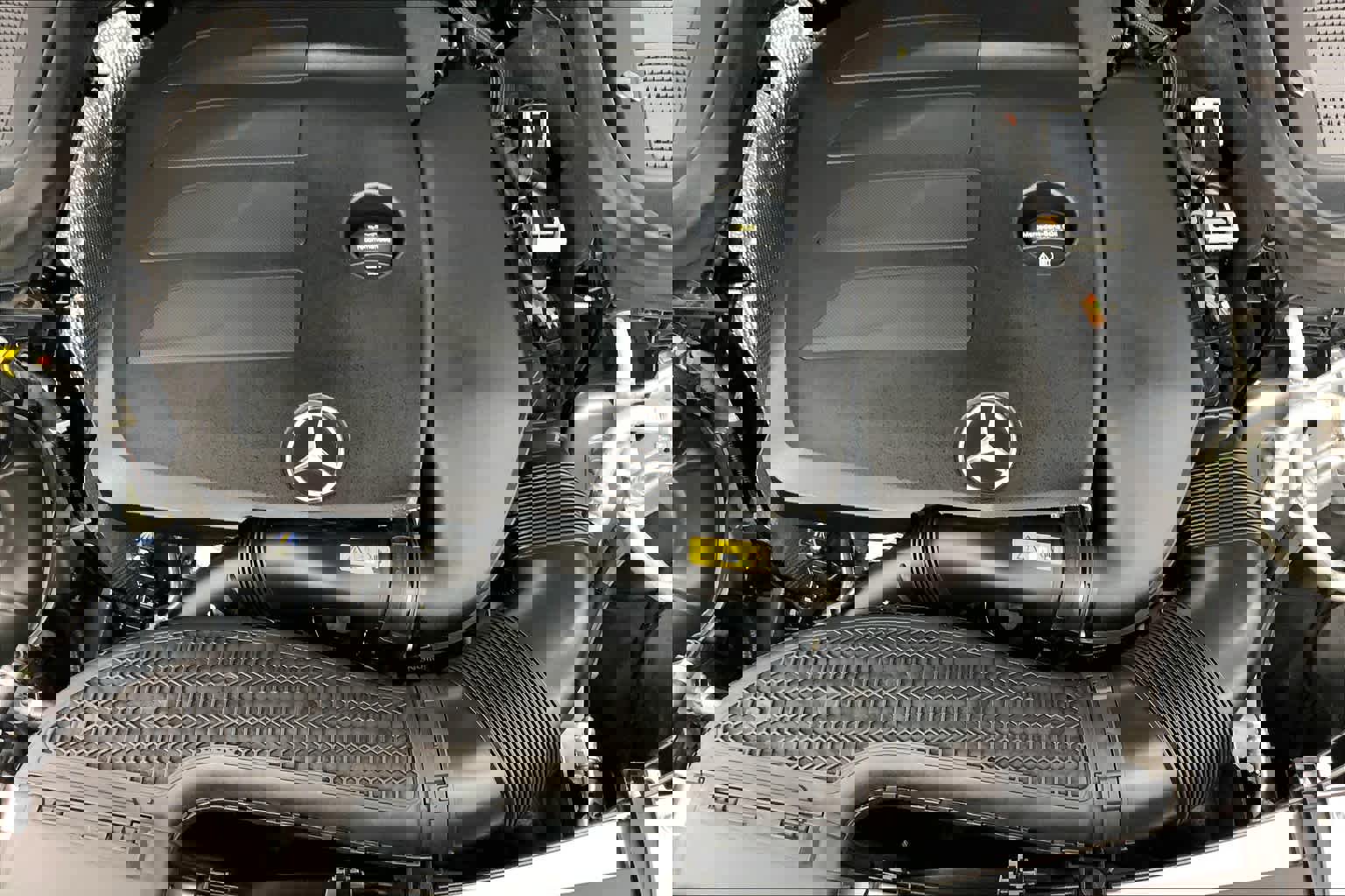 Certified 2021 Mercedes-Benz GLC 300 image 31