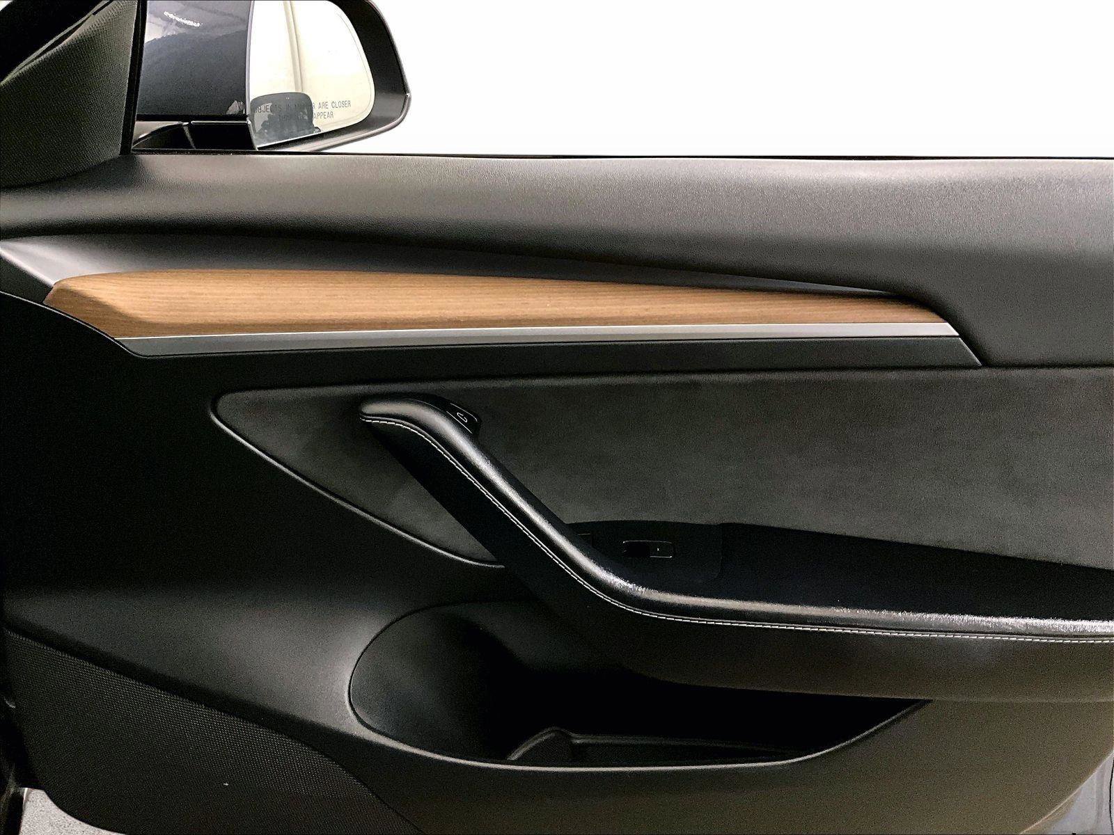 Used 2023 Tesla Model 3 Standard Range image 23