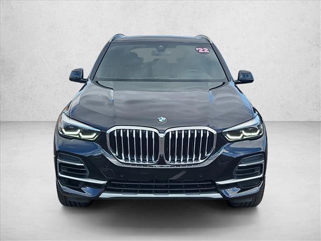 Used 2022 BMW X5 sDrive40i w/ Parking Assistance Package image 2