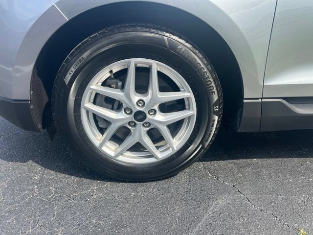 Used 2024 Ford Edge SEL AWD/4WD image 5