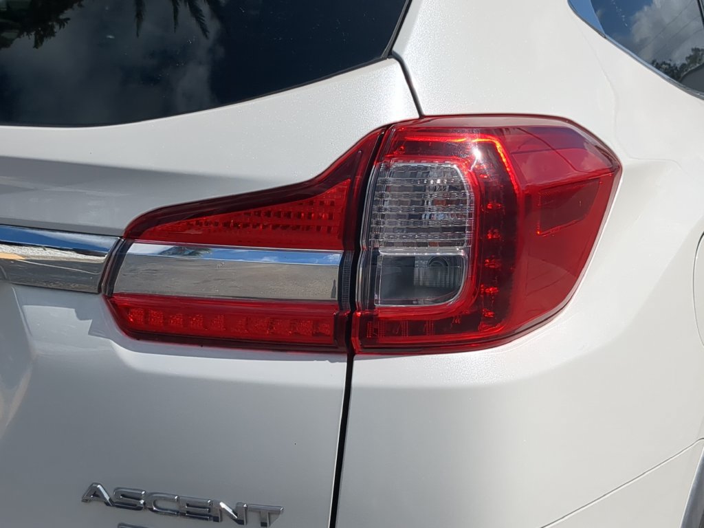 Used 2020 Subaru Ascent Limited w/ Technology Package AWD/4WD image 8