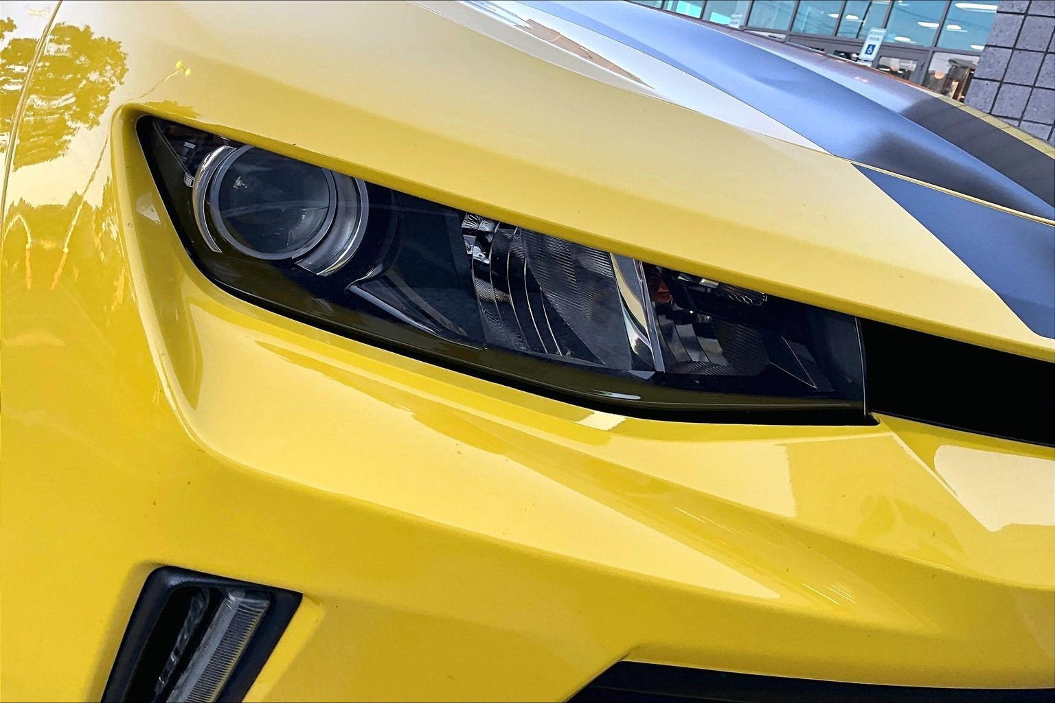 Used 2018 Chevrolet Camaro LT w/ Technology Package RWD image 25