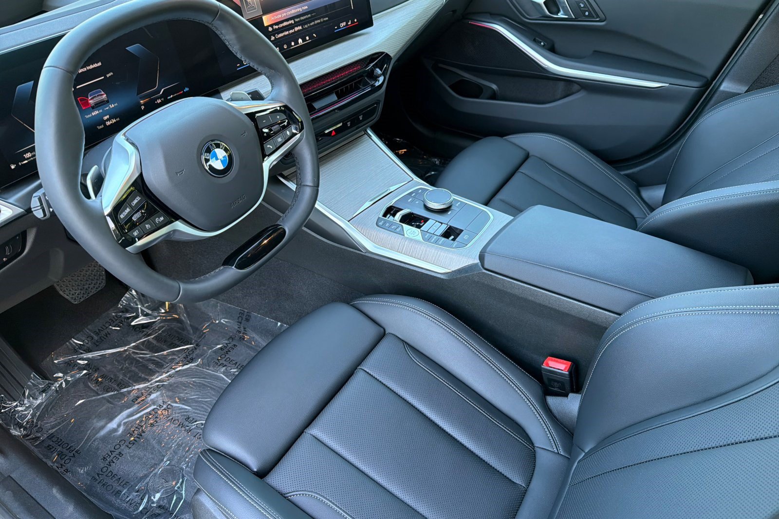 Used 2025 BMW 330i Sedan RWD image 11
