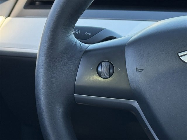 Used 2023 Tesla Model Y Long Range image 13