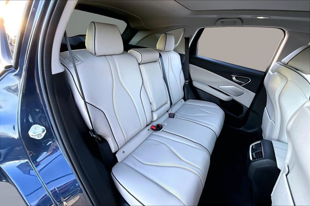 Used 2025 Acura RDX SH-AWD w/ Advance Package image 19