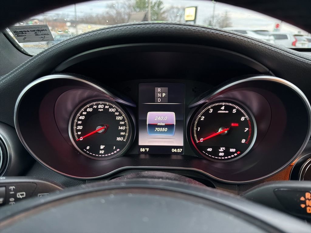 Used 2017 Mercedes-Benz GLC 300 4MATIC image 32