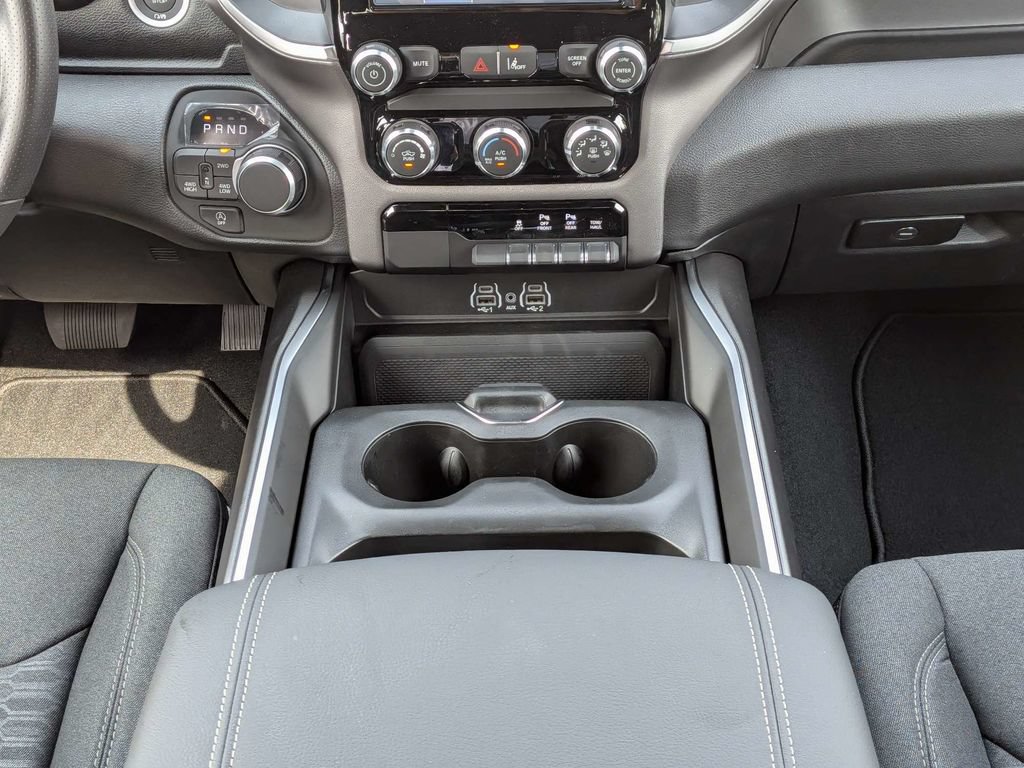 New 2026 RAM 1500 Express AWD/4WD image 19