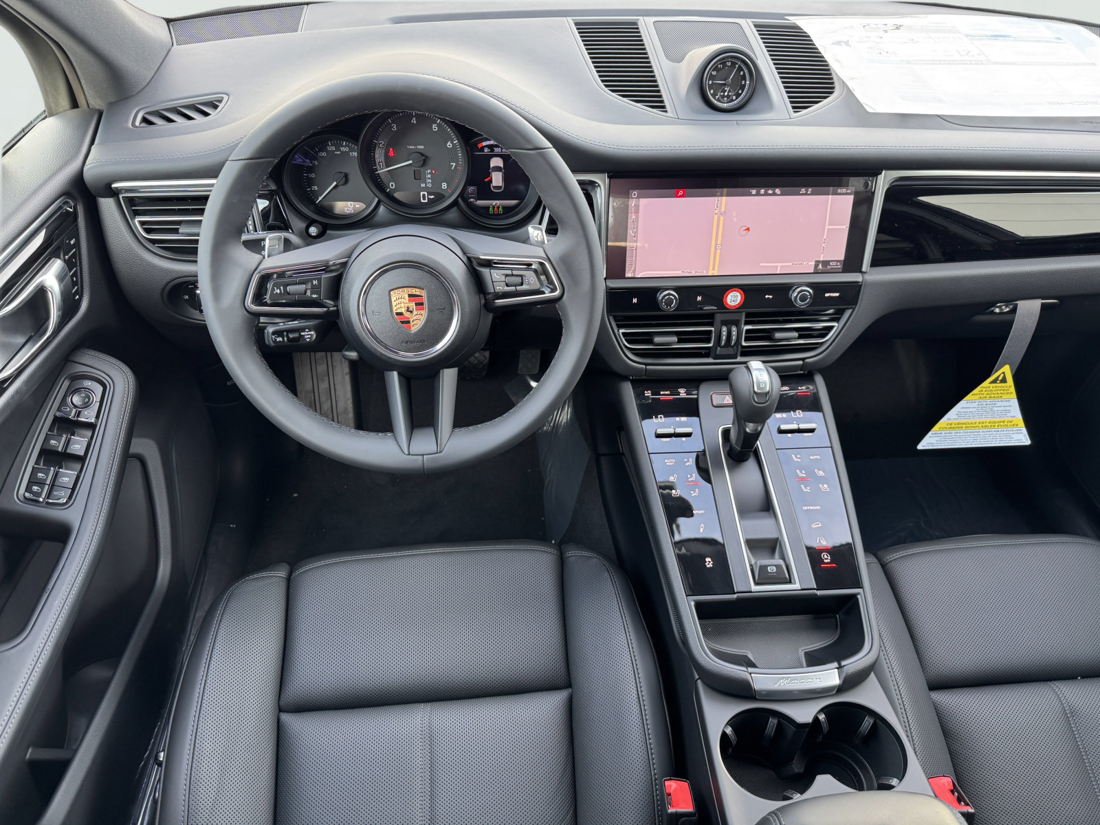 New 2025 Porsche Macan AWD/4WD image 18