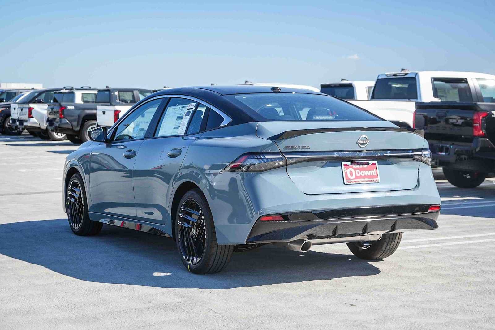 New 2027 Nissan Sentra SR FWD image 8