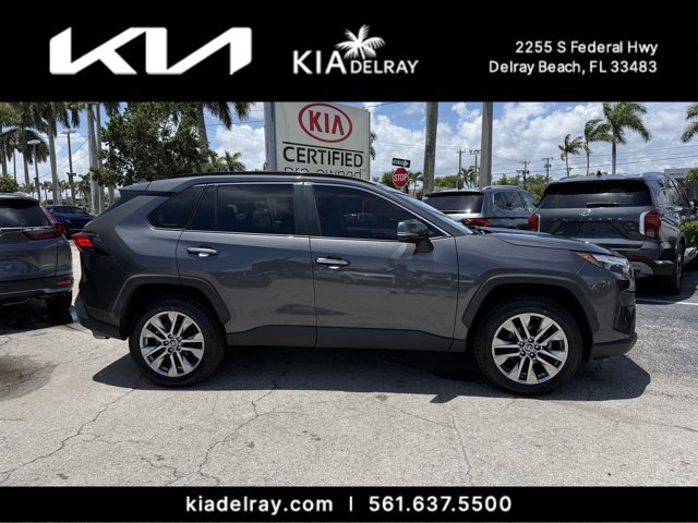 Used 2023 Toyota RAV4 Limited FWD image 2