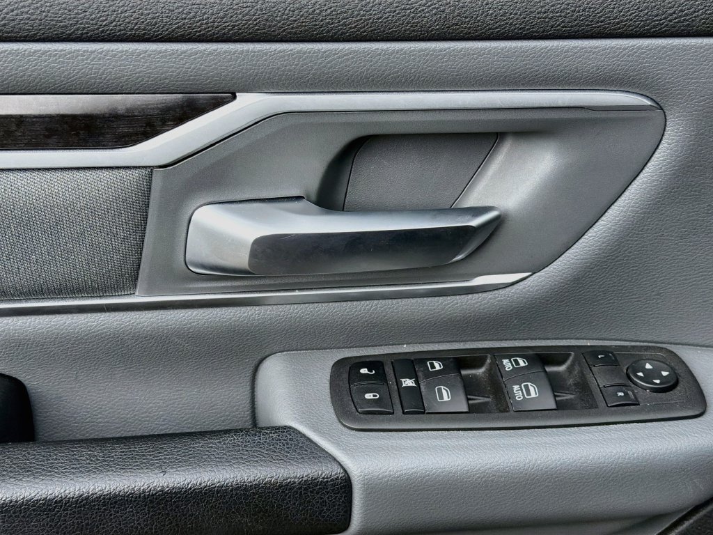 Used 2022 RAM 1500 Big Horn AWD/4WD image 19