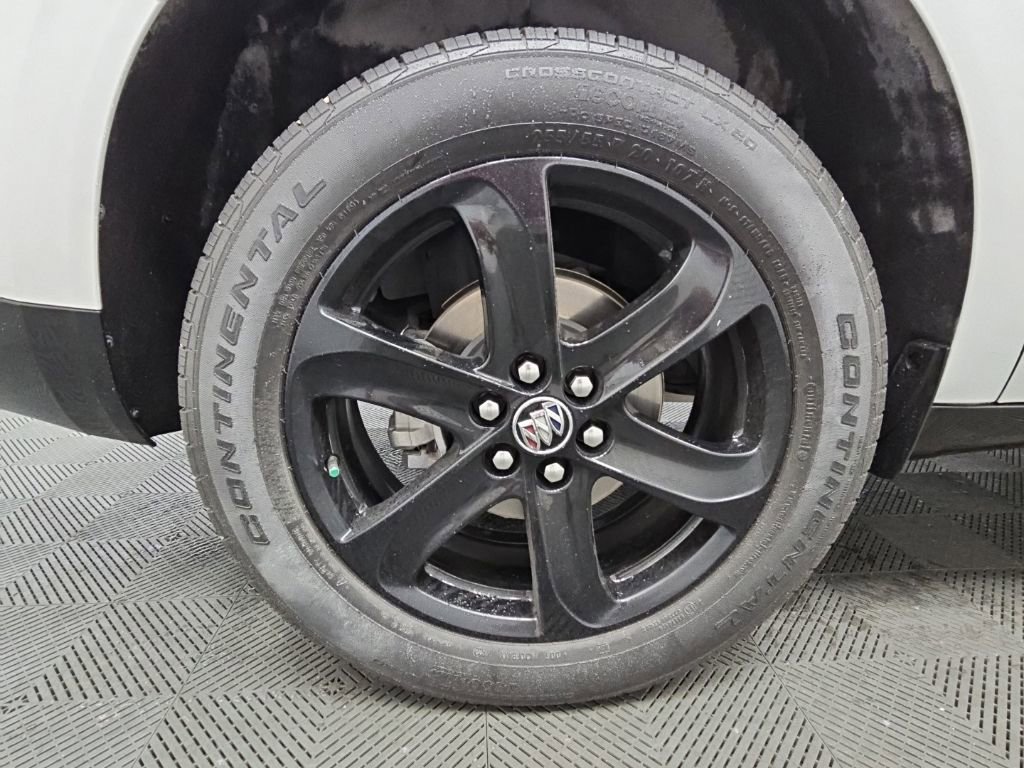 Used 2023 Buick Enclave Essence w/ Sport Touring Edition FWD image 45