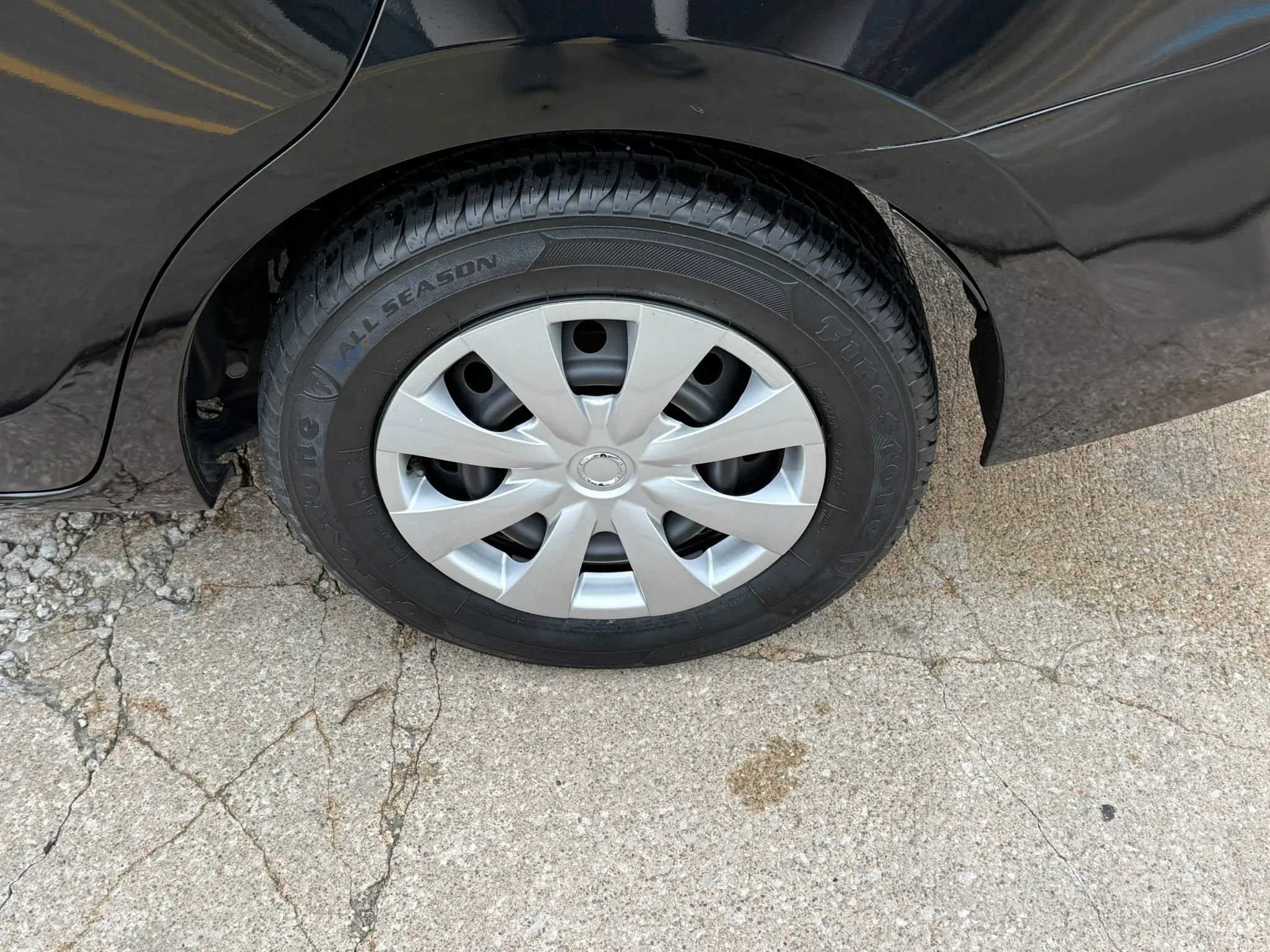 Used 2014 Toyota Corolla L FWD image 37