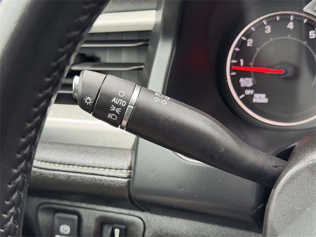 Used 2020 GMC Acadia SLE image 27