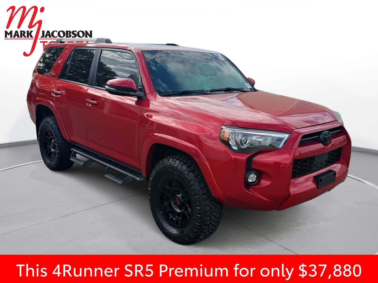 Used 2022 Toyota 4Runner SR5 Premium w/ Moonroof Package AWD/4WD image 5