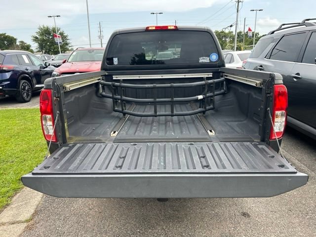 Used 2013 Nissan Frontier SV w/ SV Value Truck Pkg RWD image 25