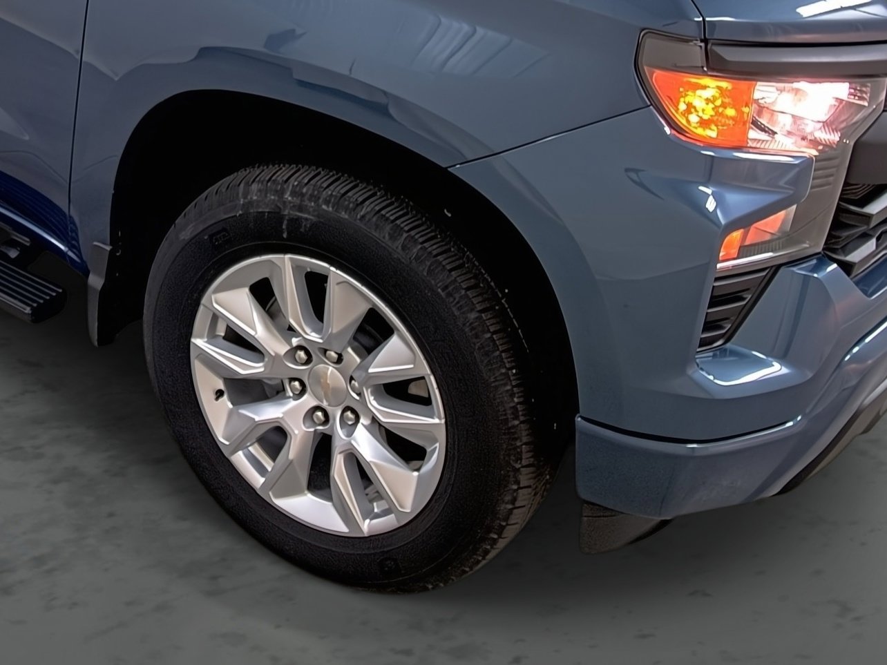 Used 2024 Chevrolet Silverado 1500 Custom image 14