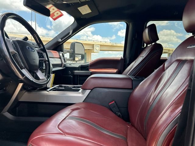 Used 2021 Ford F350 Platinum w/ FX4 Off-Road Package AWD/4WD image 37