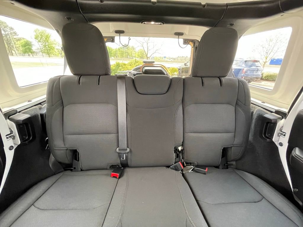 Used 2023 Jeep Wrangler Sahara w/ Cold Weather Group image 29