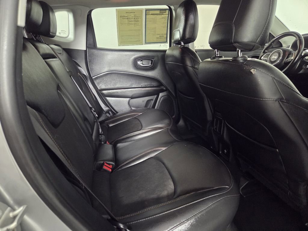 Certified 2020 Jeep Compass Latitude image 30