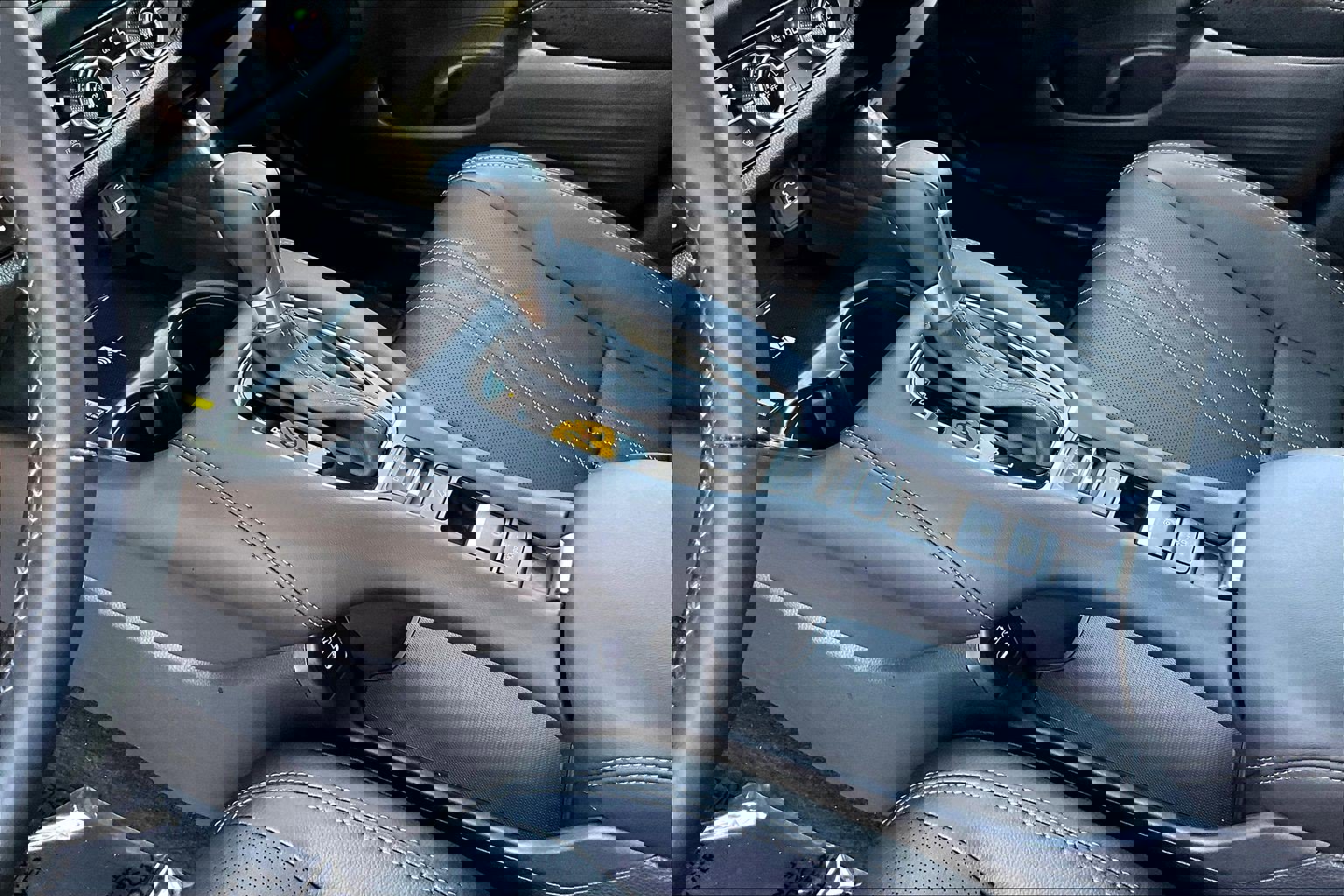 Certified 2025 Honda HR-V EX-L image 14