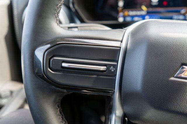 Used 2023 Chevrolet Colorado LT image 16