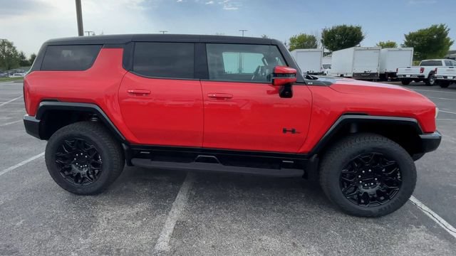 New 2025 GMC Hummer EV 2X w/ LPO, Cargo Utility Package AWD/4WD image 3