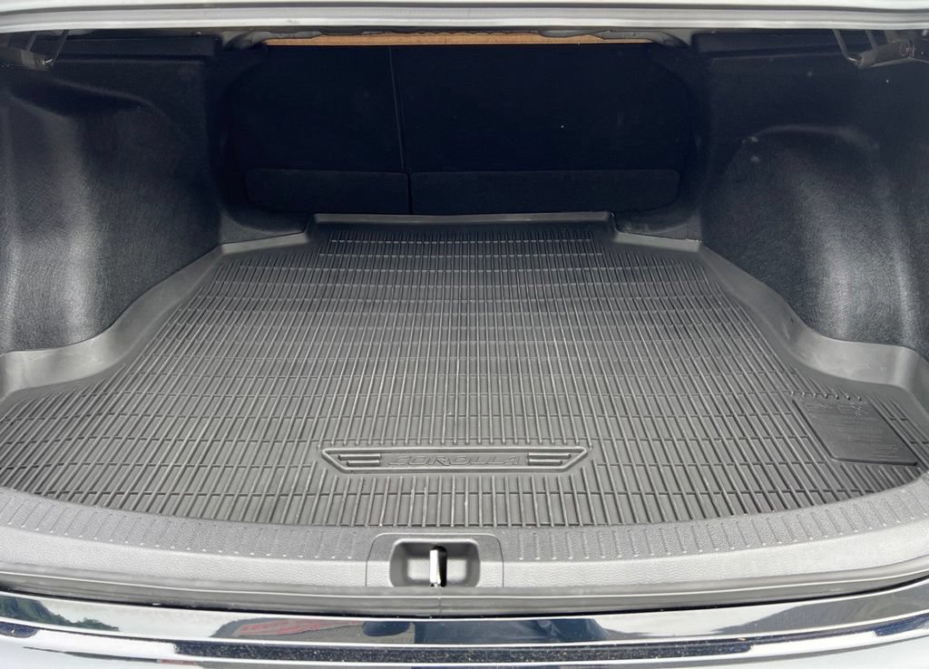 Certified 2026 Toyota Corolla LE FWD image 38