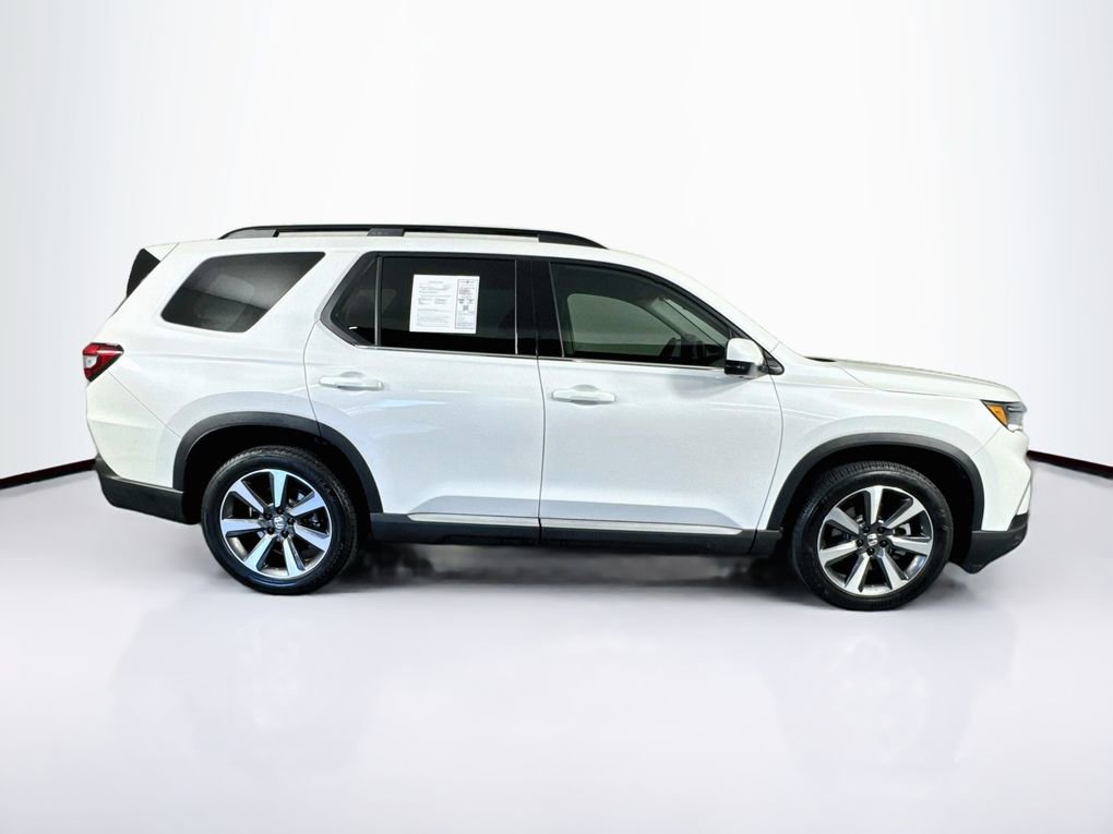 Used 2024 Honda Pilot Elite image 11