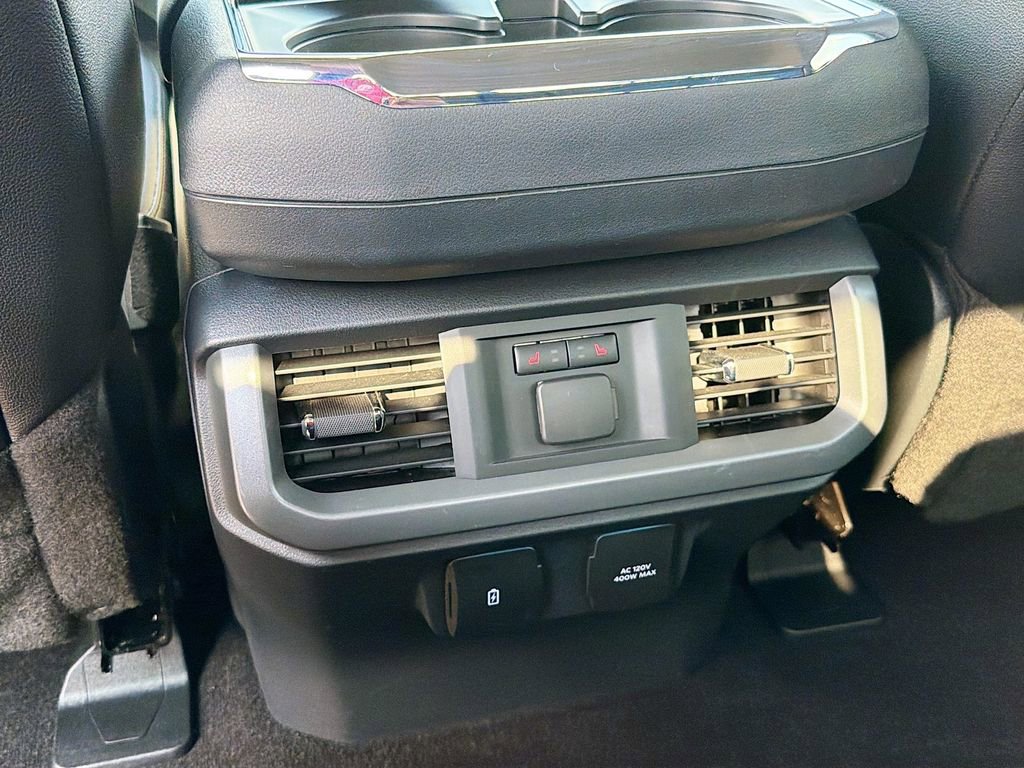 Used 2022 Ford F150 Lariat w/ Equipment Group 502A High image 26