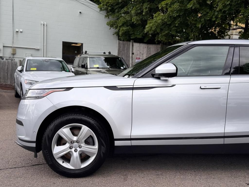 Used 2021 Land Rover Range Rover Velar S AWD/4WD image 10
