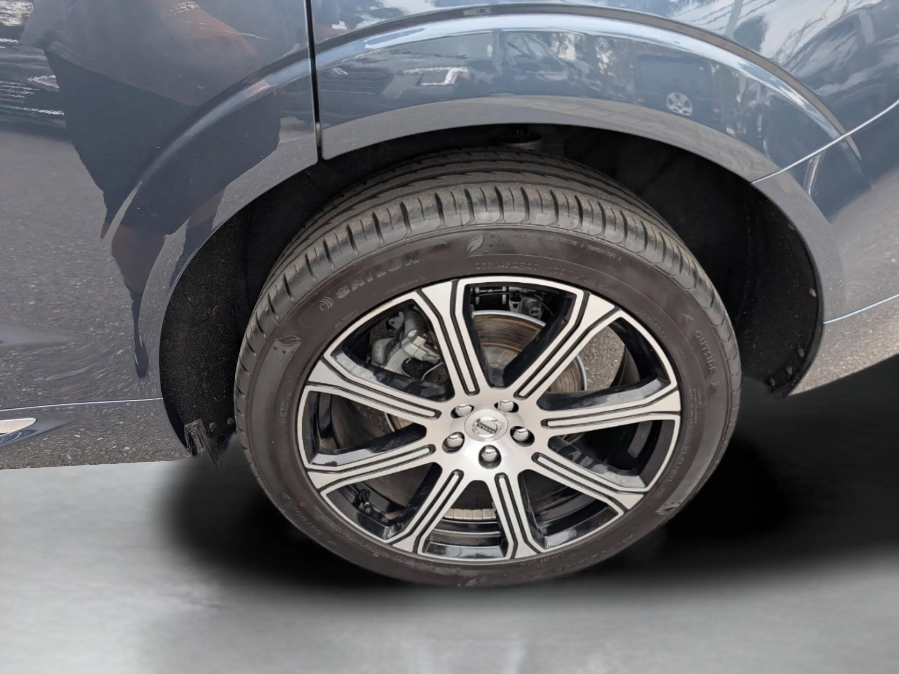 Used 2021 Volvo XC60 T5 Inscription image 18