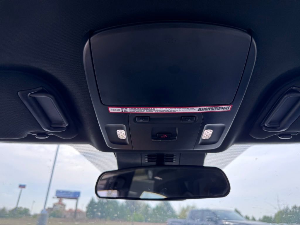 Used 2025 Toyota Camry SE FWD image 33
