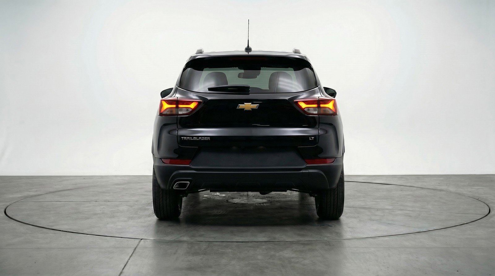 Used 2025 Chevrolet TrailBlazer LT FWD image 7