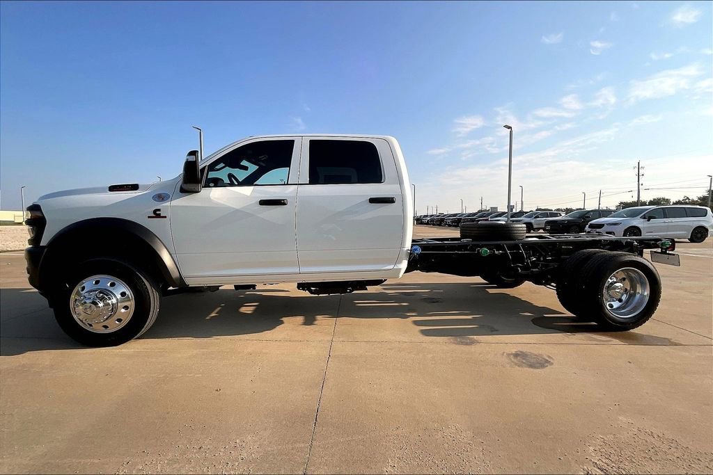 New 2026 RAM 5500 Tradesman AWD/4WD image 13
