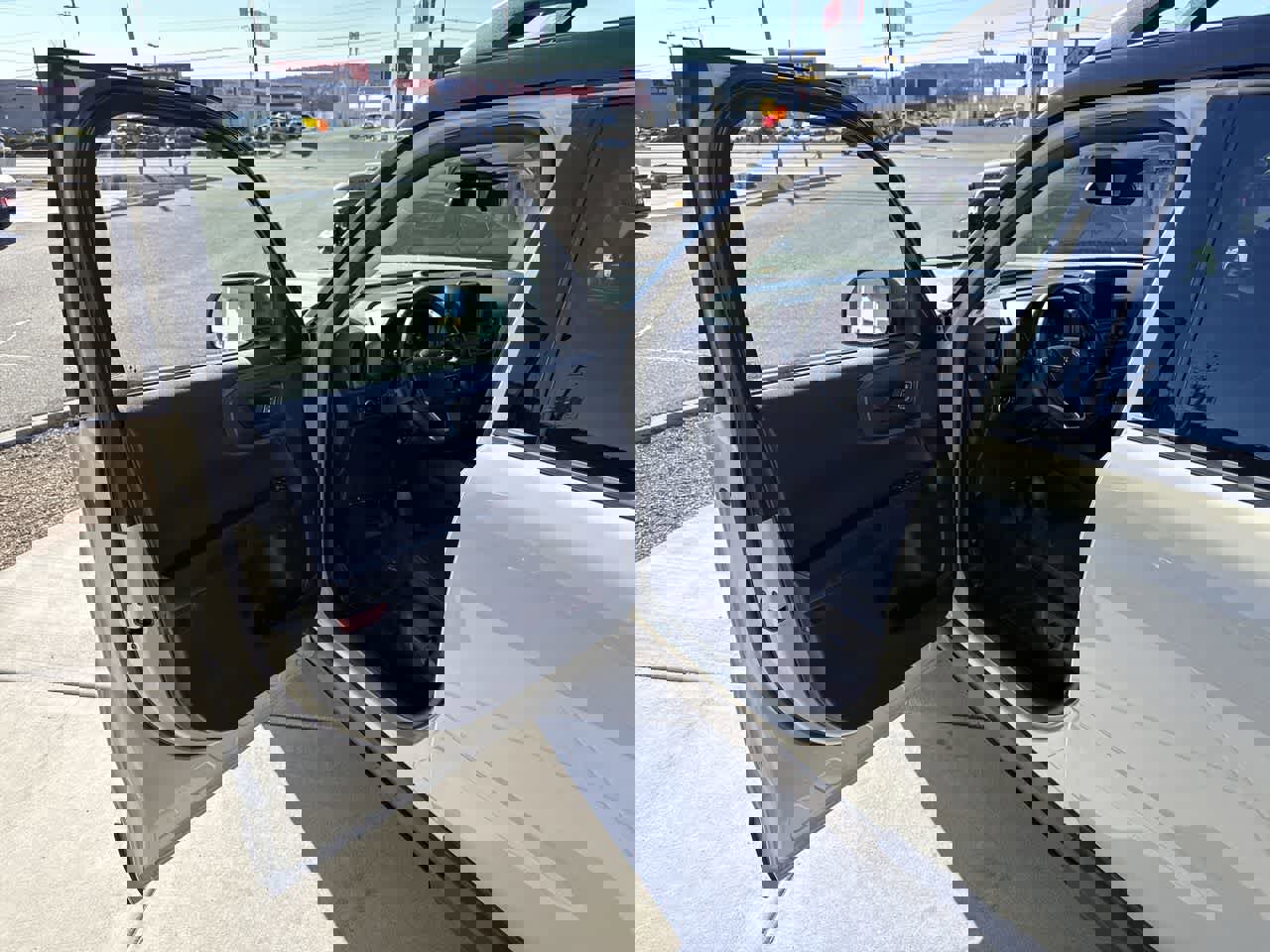 Used 2024 Ford Bronco Sport Badlands image 10