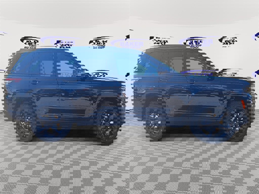 New 2025 Jeep Grand Cherokee Altitude image 2