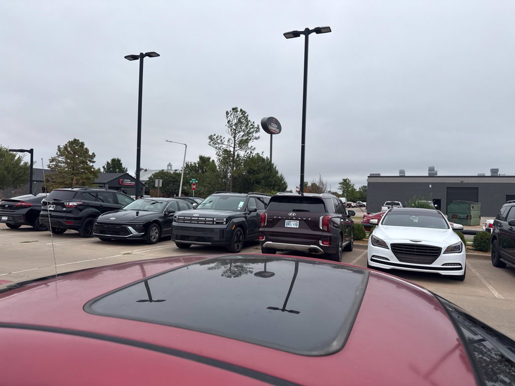 Used 2005 Hyundai Tiburon GT FWD image 9