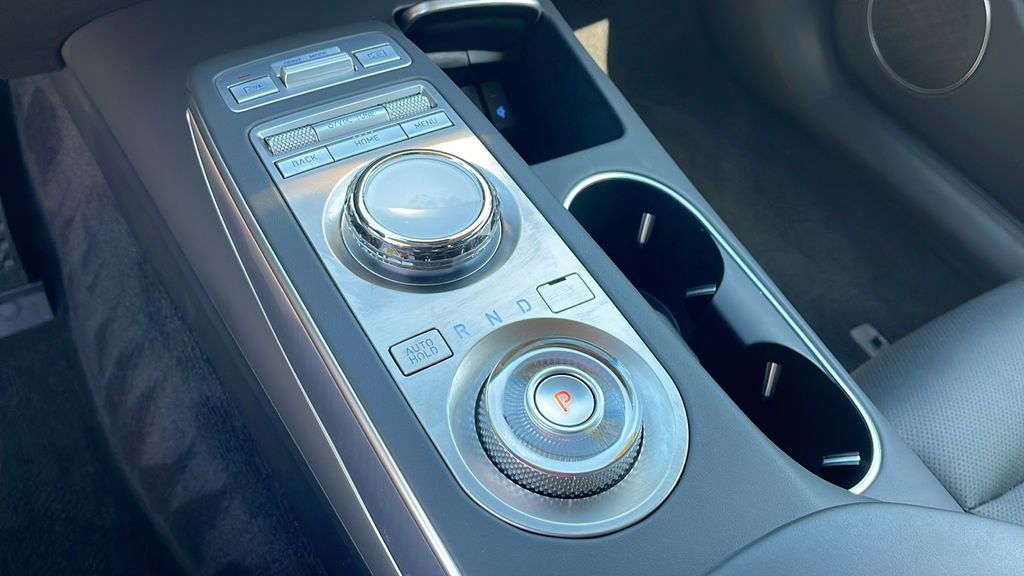 Used 2025 Genesis GV70 2.5T w/ Select Package image 22