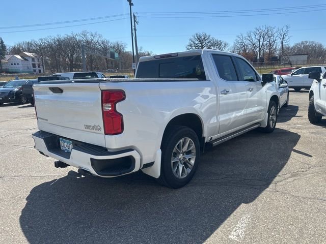 Used 2019 Chevrolet Silverado 1500 High Country w/ Technology Package AWD/4WD image 9