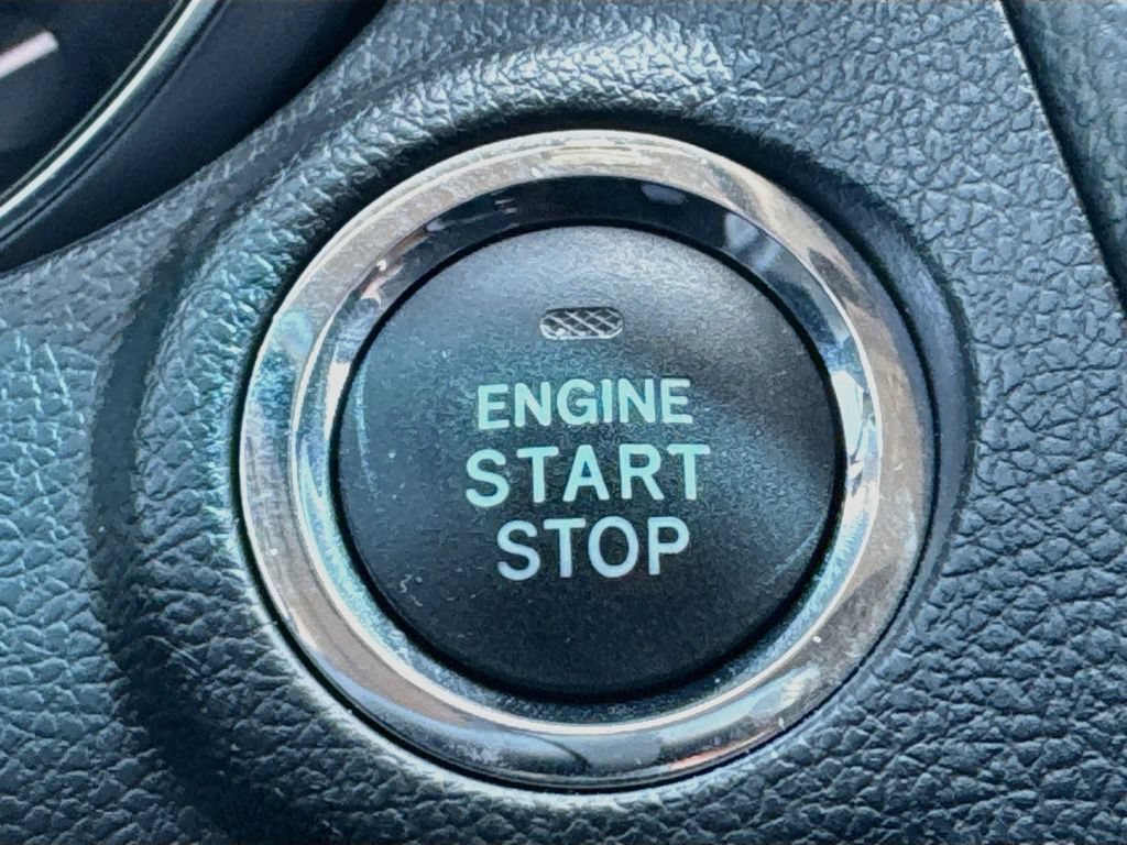 Used 2018 Subaru Legacy 2.5i Sport AWD/4WD image 18